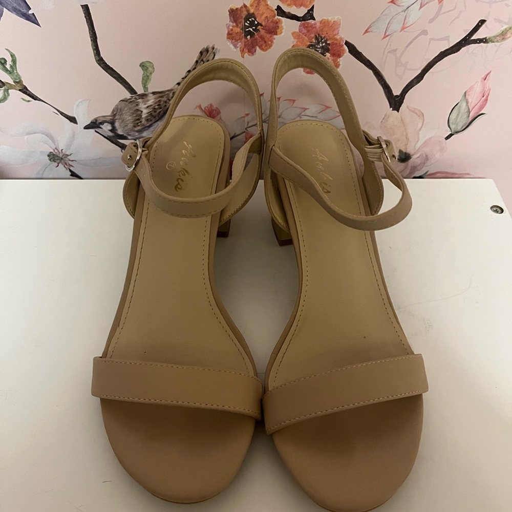 Elegant Beige Block Heel Sandals